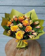 Букет цветов из:  Альстромерии и Розы в Третьяках