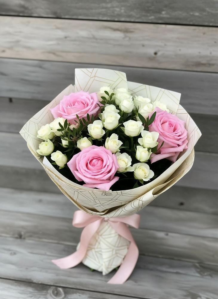 Букет цветов из: Розы в Третьяках