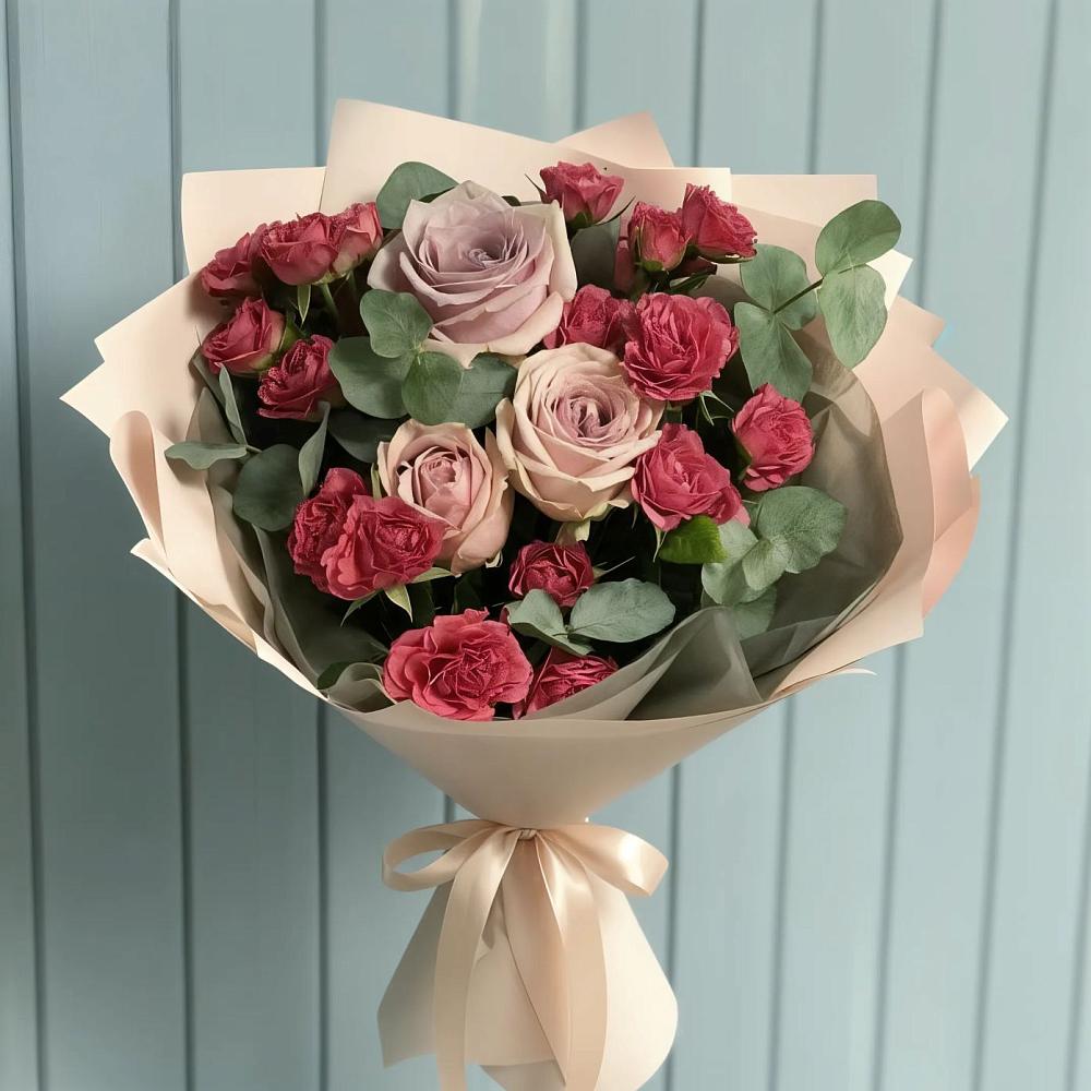 Букет цветов из: Гвоздики и Розы в Третьяках