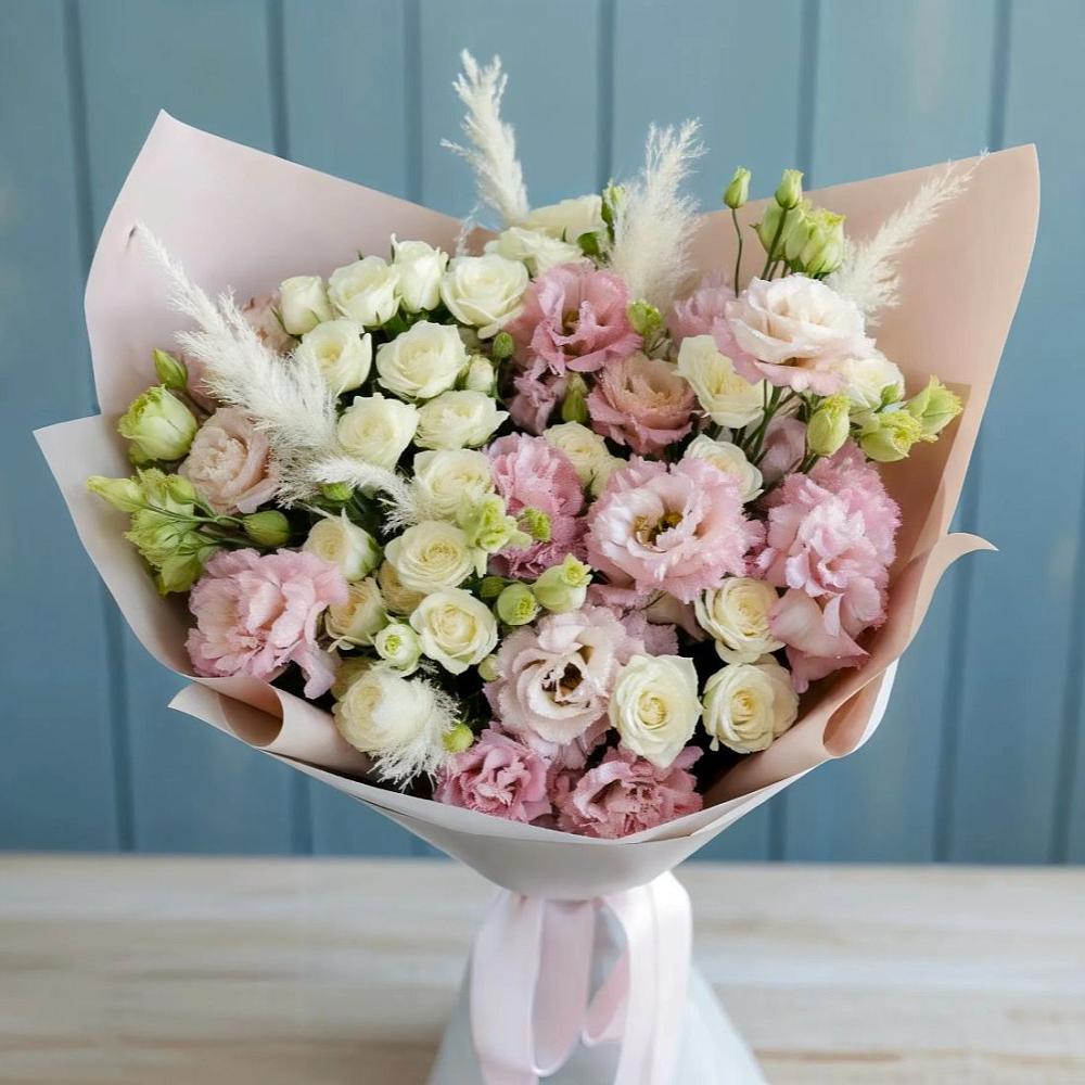 Букет цветов из: Альстромерии и Розы в Третьяках