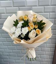 Букет цветов из:  Розы и Хризантемы в Третьяках