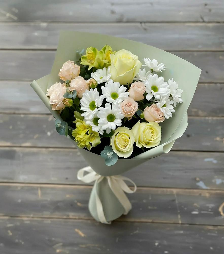 Букет цветов из: Альстромерии, Розы и Хризантемы в Третьяках