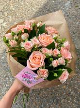 Букет цветов из:  Розы #REPLACE_PRED# Третьяках