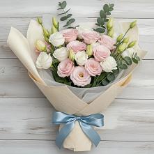 Букет цветов из:  Лизиантусы в Третьяках