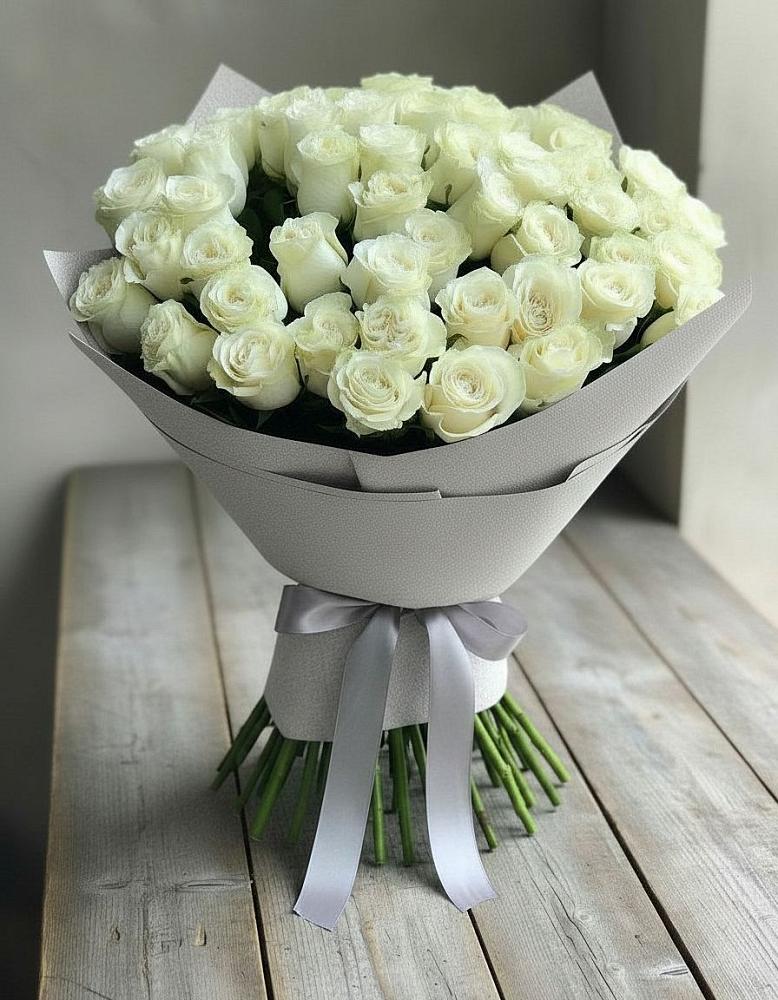 Букет 35 Белых роз в Третьяках