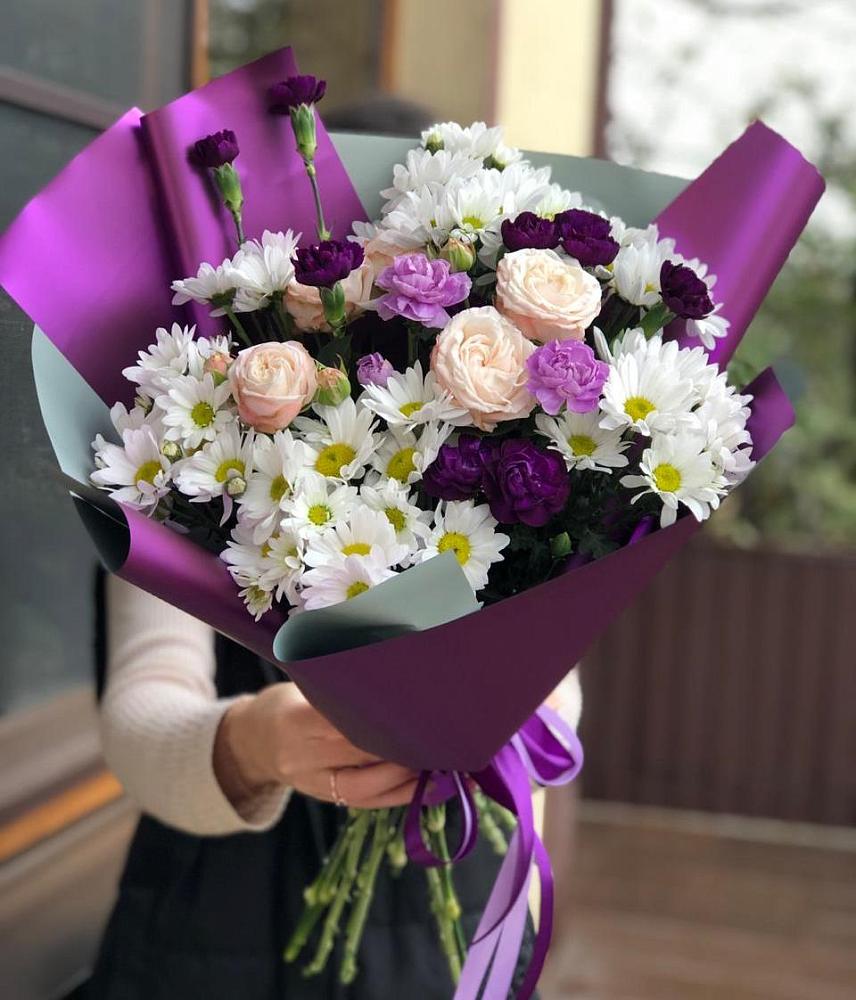 Букет цветов из: Хризантемы, Гвоздики и Розы в Третьяках