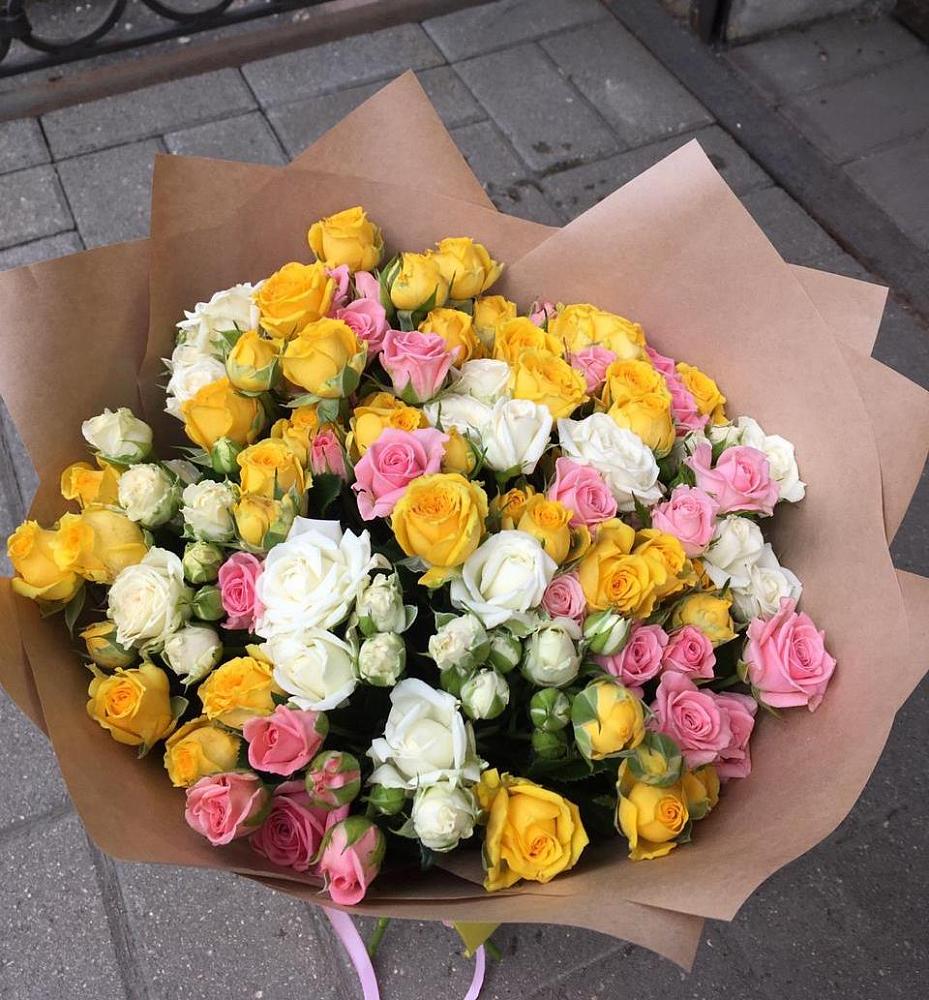 Букет цветов из: Розы в Третьяках