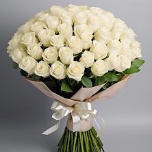 Букет 101 беля роза Белоснежка в Третьяках