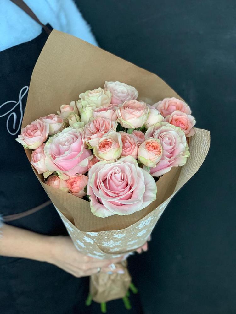 Букет цветов из: Хризантемы и Розы в Третьяках