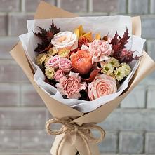 Букет цветов из:  Гвоздики, Хризантемы и Розы в Третьяках