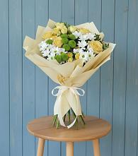 Букет цветов из:  Хризантемы и Розы в Третьяках