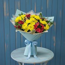Букет цветов из:  Альстромерии и Хризантемы в Третьяках
