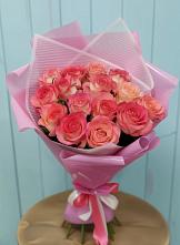 Букет 15 Розовых роз Равель в Третьяках