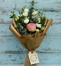 Букет цветов из:  Розы и Лизиантусы #REPLACE_PRED# Третьяках